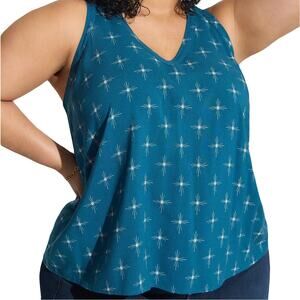 NWOT TORRID Top 2X Blue Stars-Fireworks/Challis V-Neck Stitch-Detail Sleeveless
